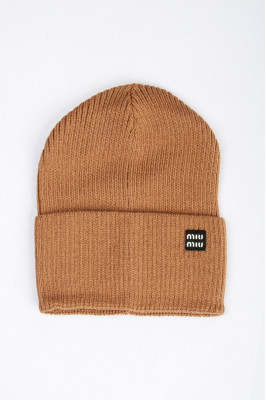 Шапка жіноча